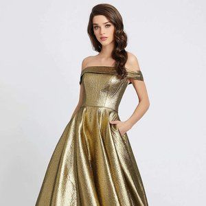 Ieena For MacDuggal Gold Metallic Princess Party Dress Sz 12